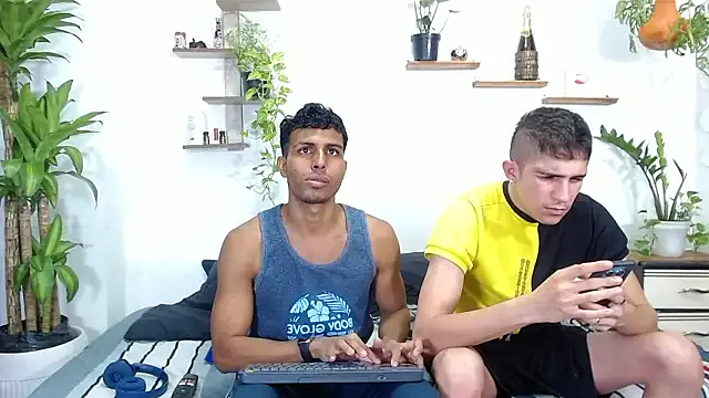 Interracial_Snow_Bunny — ALL BOYS NAKED AND SUCK COCK