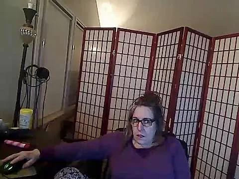 Freechat Ireallysquirt on StripChat