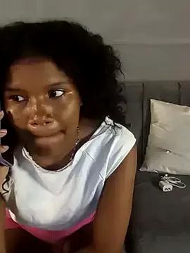 Freechat Isabellsmmith on StripChat