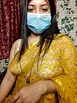 Ishaa_03 — Pussy show