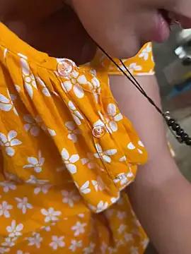 Ishikaranaa on StripChat