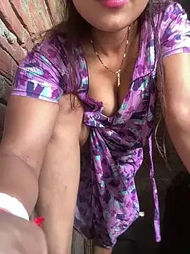 Ishikaranaa on StripChat