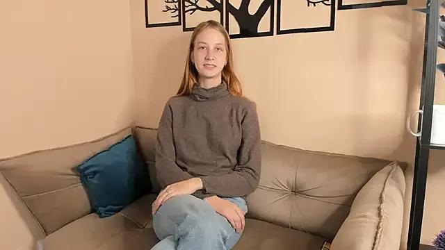 Freechat IveyColley on StripChat