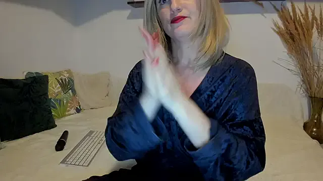 Jadore_able on StripChat