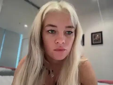 Freechat jasmineemerson on StripChat