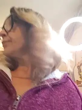 Freechat JasmineNoir2 on StripChat