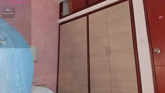 Jenna1_ on StripChat