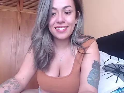 Freechat joan-star on StripChat