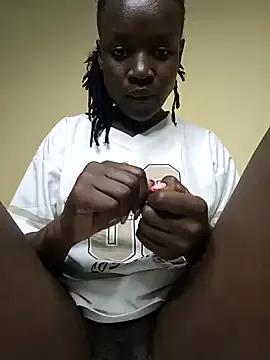 Freechat Juicylittle_slute on StripChat