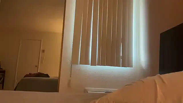 juliettebarbie — play with pussy