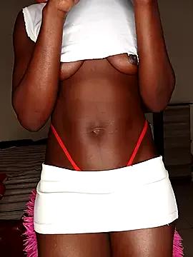 julietunderwoood on StripChat