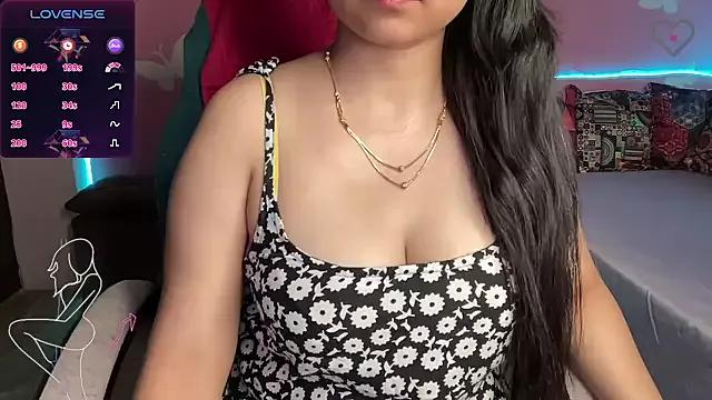 Kanika_9_ on StripChat
