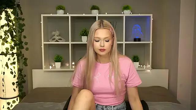 Discover StripChat's KaryTasch KaryTasch from StripChat