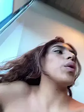 Katee_Jones on StripChat