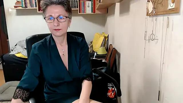 katemodel on StripChat