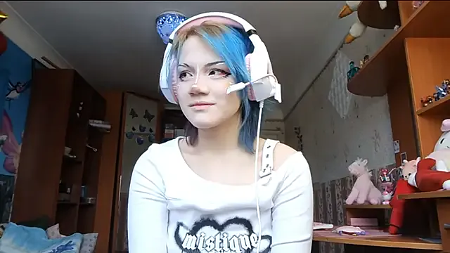 KathernSaulters — ass tease +1 slap ass