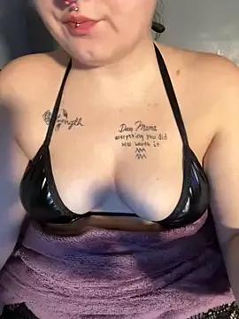 Freechat Kayliee420 on StripChat