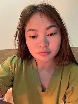 Keira_Keira on StripChat
