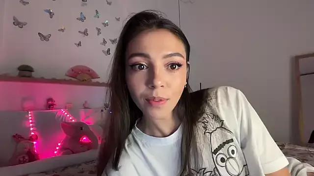 Freechat keirasworld on StripChat