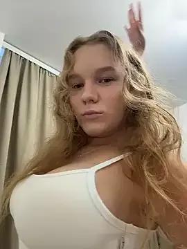 Explore Ketitull, she wants to masturbate for you Ketitull from StripChat