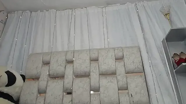 KEYRA-MILLER- — PlugAnal+BounceAss*3min