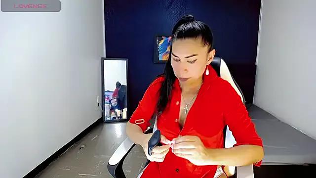 Private khiara_moretti on StripChat