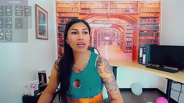 Private khiara_moretti on StripChat