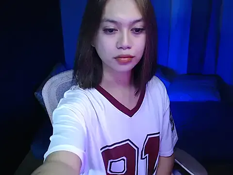 kiamiller_x — LET ME SERVE YOU MY CUMM