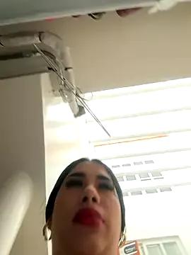 kiim_taaylor on StripChat
