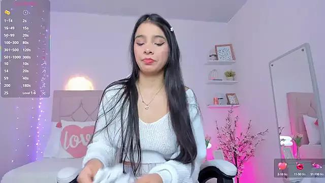 kim_dreams18 on StripChat