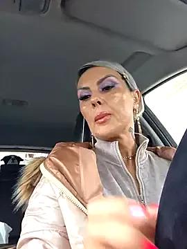 KirraWhite on StripChat 