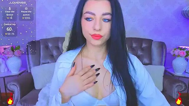 KitnissKiss from StripChat