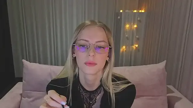 kittie_like18 — show outfit