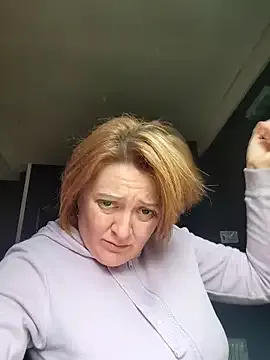lady_charlyne