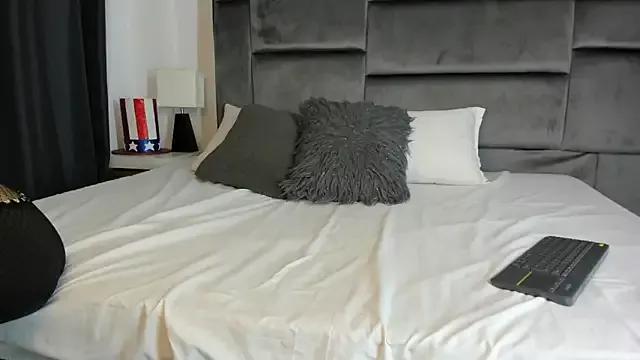 Freechat lapiz_lazuli12 on StripChat