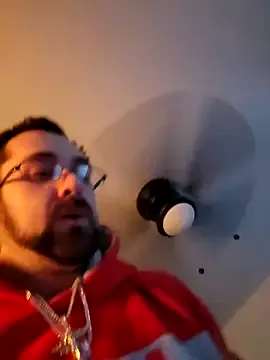 StripChat LargeLith is Freechat LargeLith — Help me cum loud before parents come hom