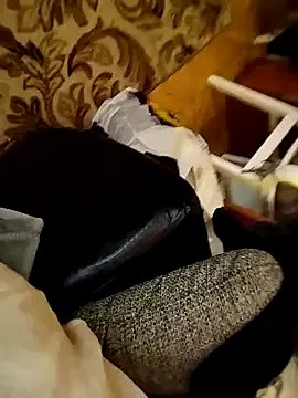 Freechat Laura_Ati on StripChat