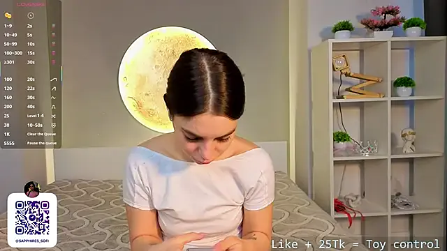 LauraHansil on StripChat