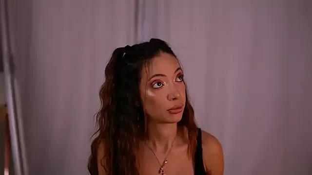 LaylaKristall on StripChat 