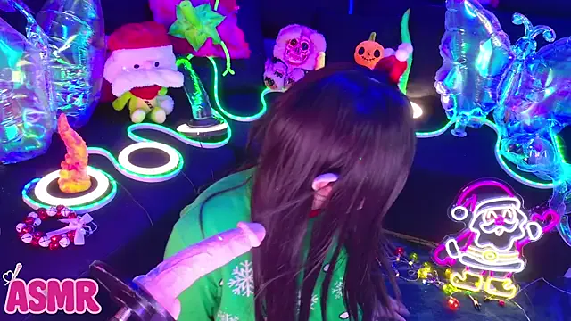 Freechat LaytonBox on StripChat