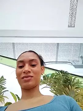 Freechat Leaberrry on StripChat