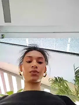 Freechat Leaberrry on StripChat