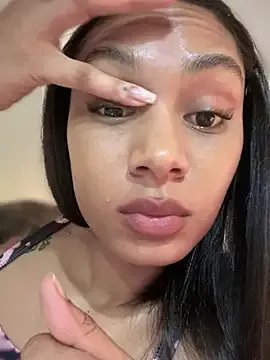 Freechat Leaberrry on StripChat