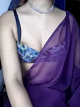 Leeezz_ahh on StripChat 