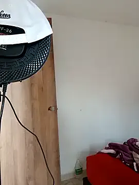 Freechat LEIRIS_Y_FRED_01 on StripChat