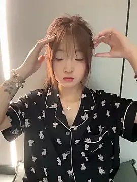 lelebaybay888 on StripChat 