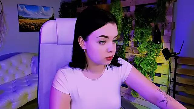 Explore StripChat's Leslierowe_ leslierowe_ from StripChat