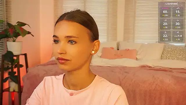 lexicoyy_ on StripChat