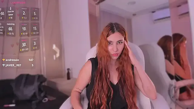 Freechat lexiee__ on StripChat