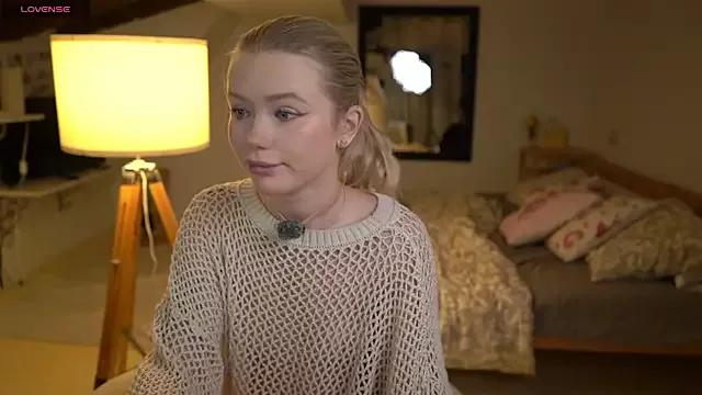 LexieLoree from StripChat